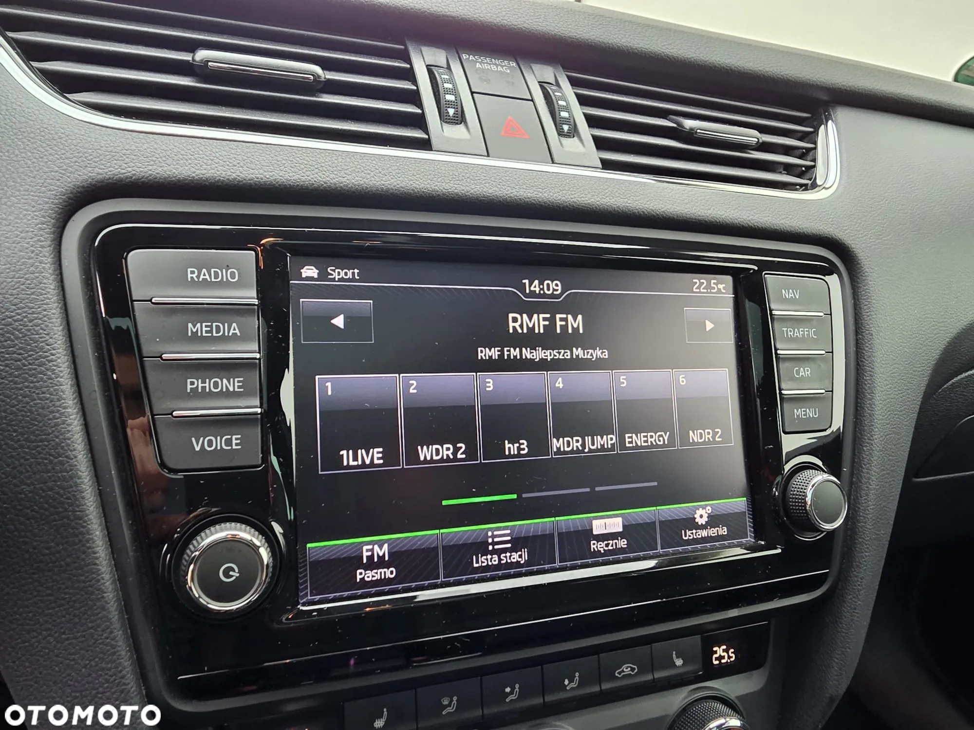 Skoda Octavia Combi 2.0 TDI (Green tec) DSG RS - 21