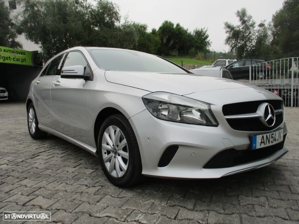 Mercedes-Benz A 180 CDI (BlueEFFICIENCY) Urban - 2