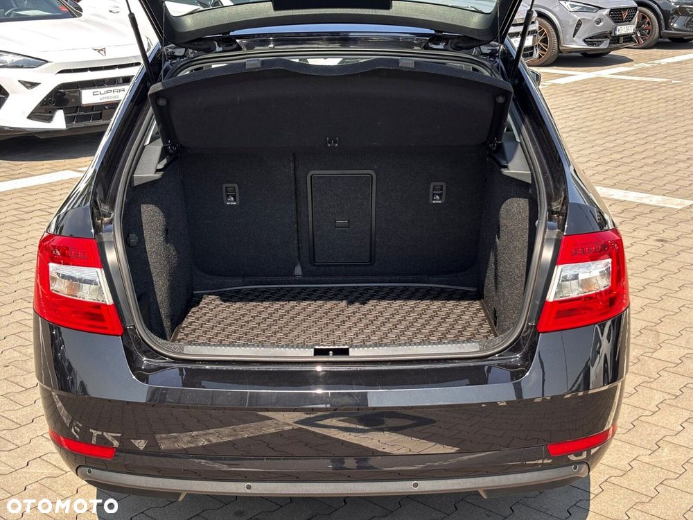 Skoda Octavia 1.4 TSI Ambition - 27