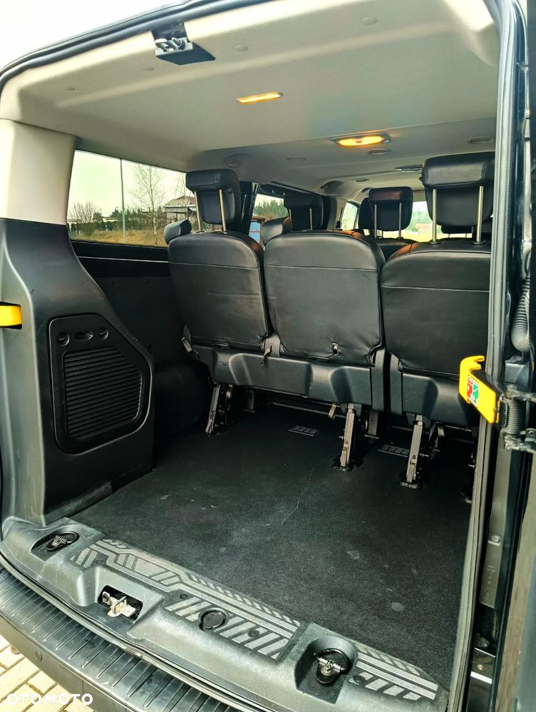 Ford Transit Custom 290 L2H1 Limited - 17