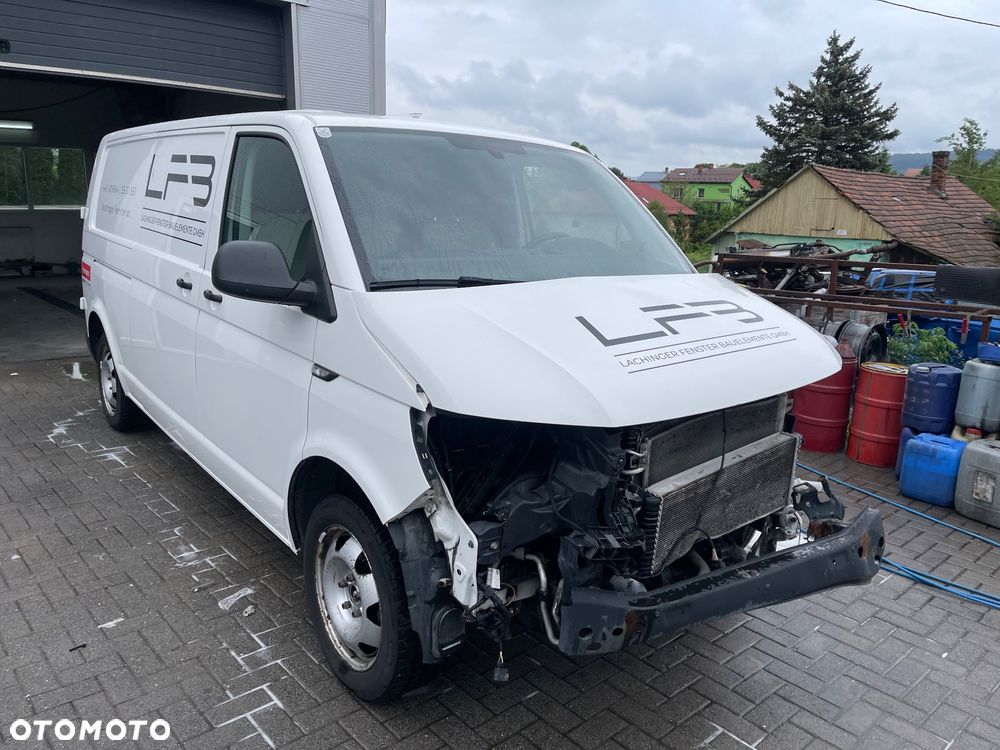 Volkswagen Transporter - 3