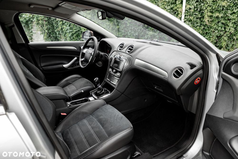 Ford Mondeo 2.0 TDCi Trend - 23
