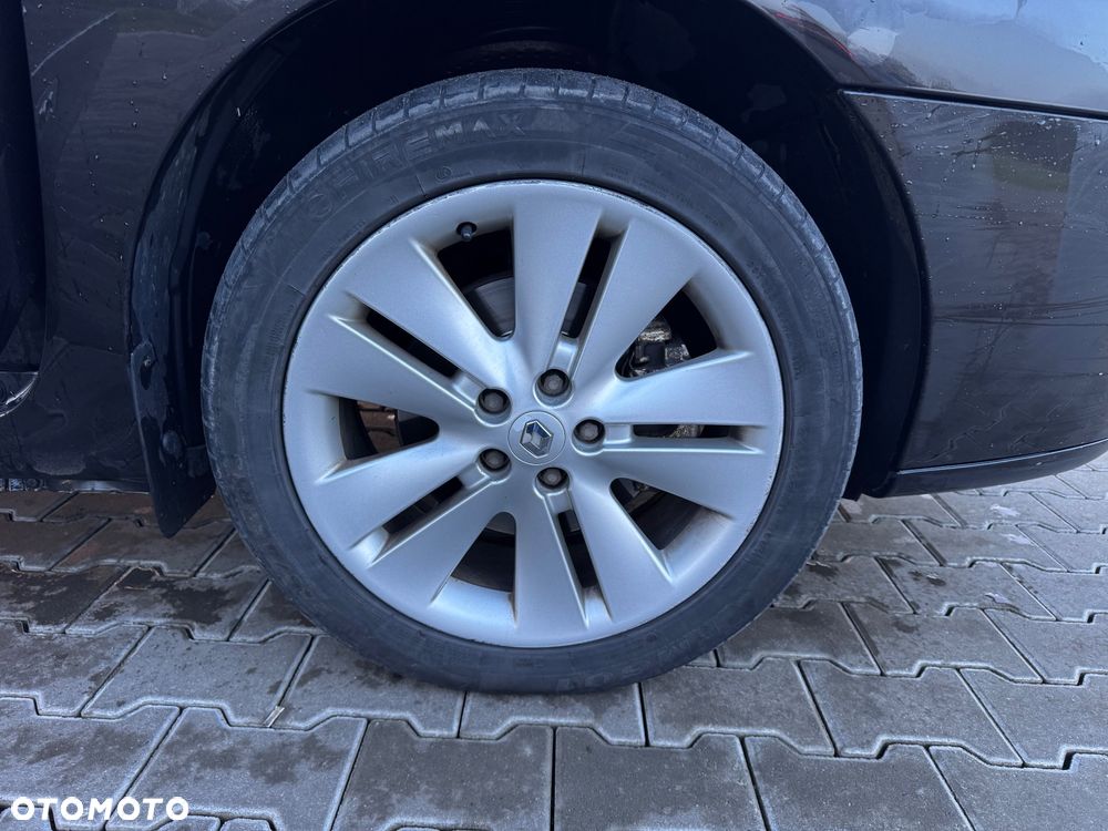 Renault Espace 2.0T Dynamique - 17