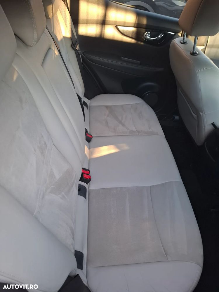 Nissan Qashqai 1.5 DCI TEKNA - 12