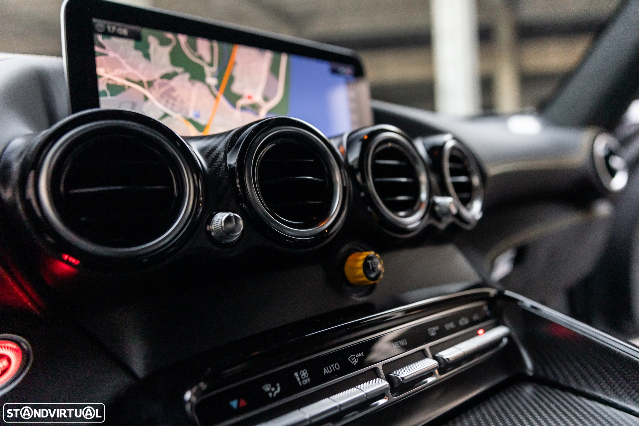 Mercedes-Benz AMG GT R - 38
