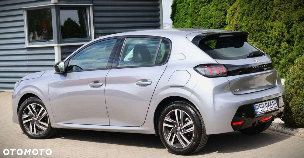 Peugeot 208 - 6