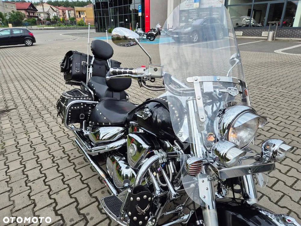 Suzuki Intruder - 16