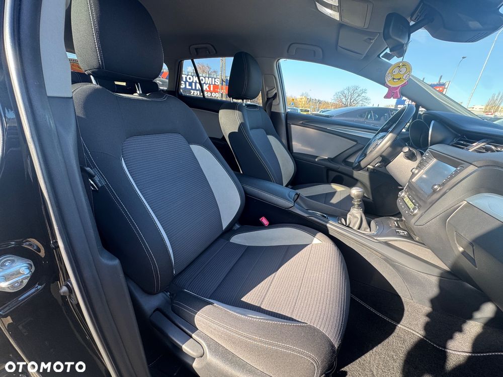 Toyota Avensis 2.0 D-4D Active Business - 26