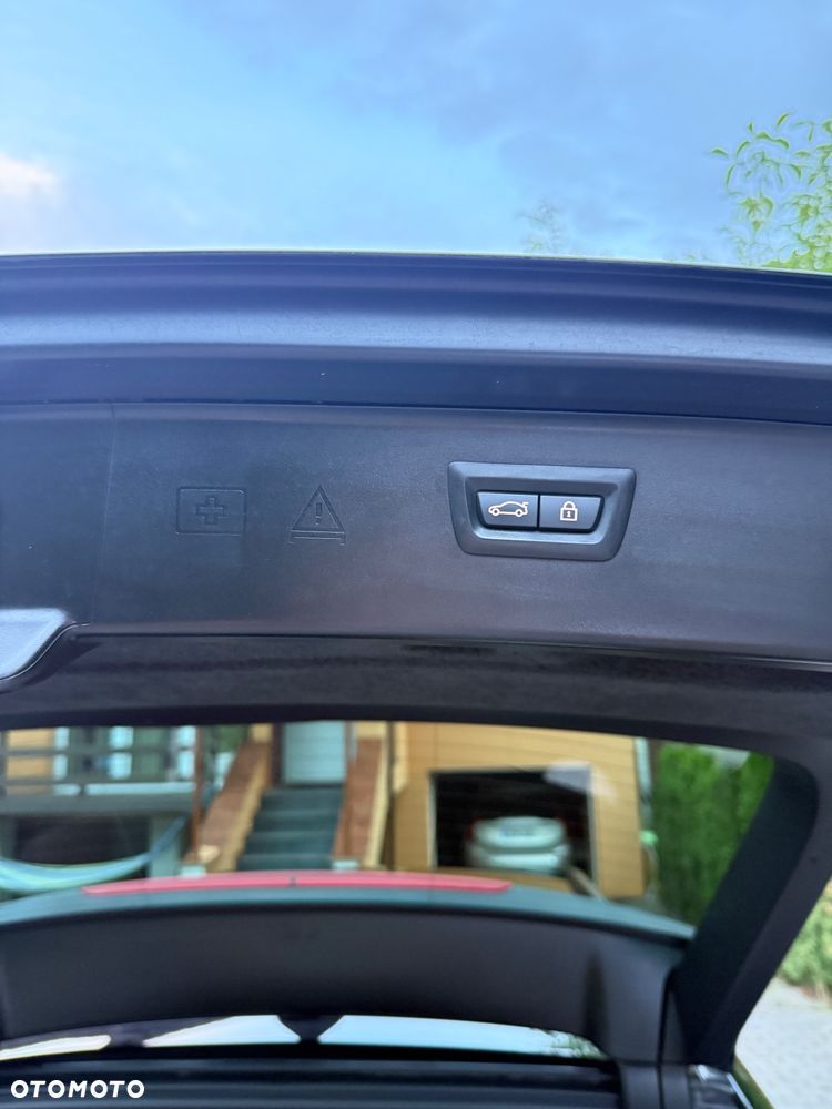 BMW Seria 5 535i xDrive - 17