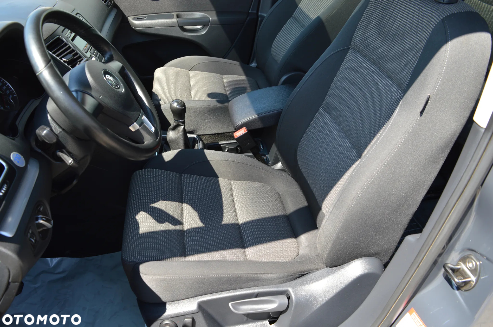Volkswagen Sharan 2.0 TDI BlueMotion Technology Comfortline - 17
