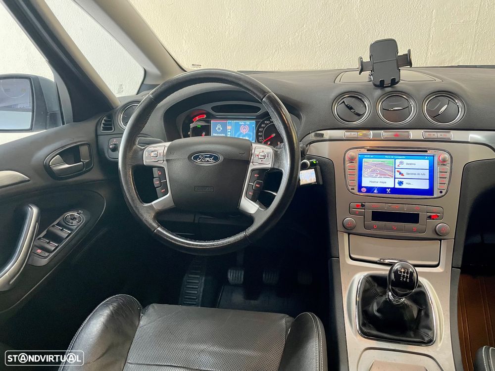 Ford S-Max 2.0 TDCi Titanium 7L - 12