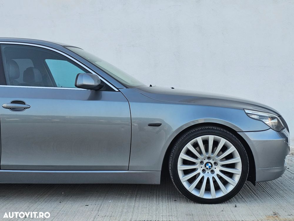 BMW Seria 5 525d Edition Exclusive - 9