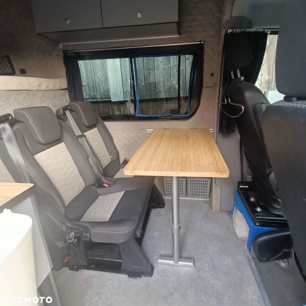 Mercedes-Benz Sprinter - 8
