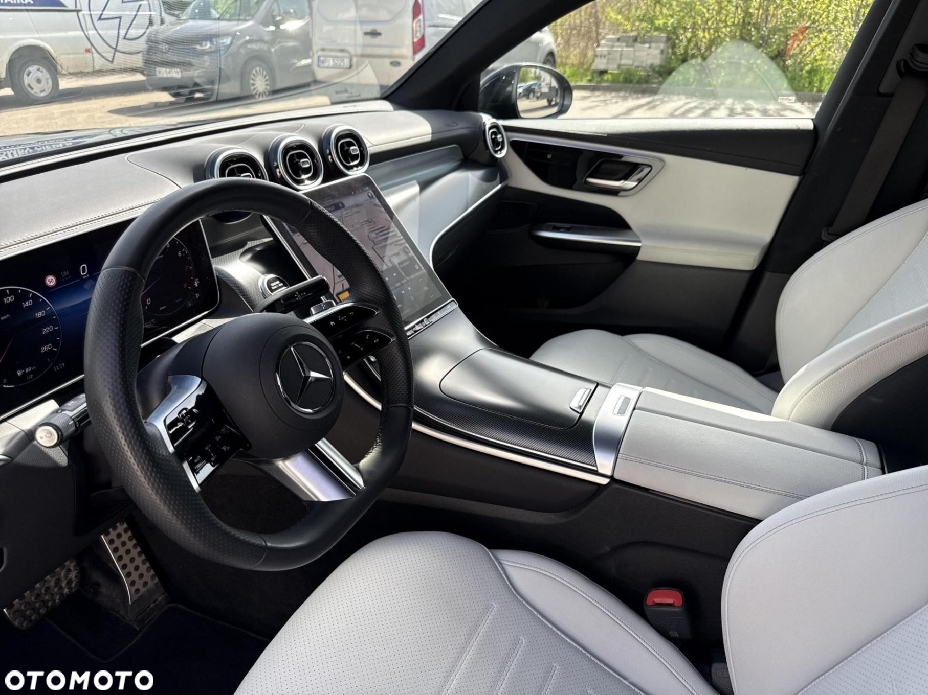 Mercedes-Benz GLC - 11
