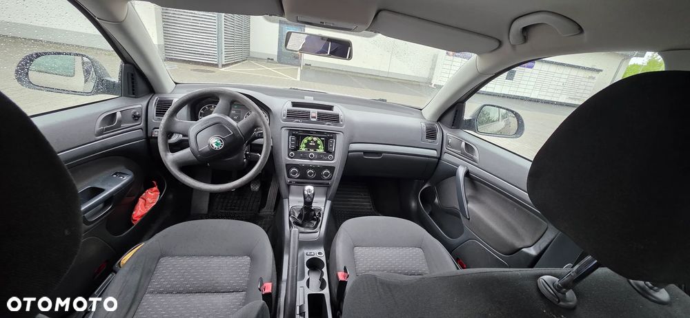 Skoda Octavia 1.6 Ambiente EU5 - 5
