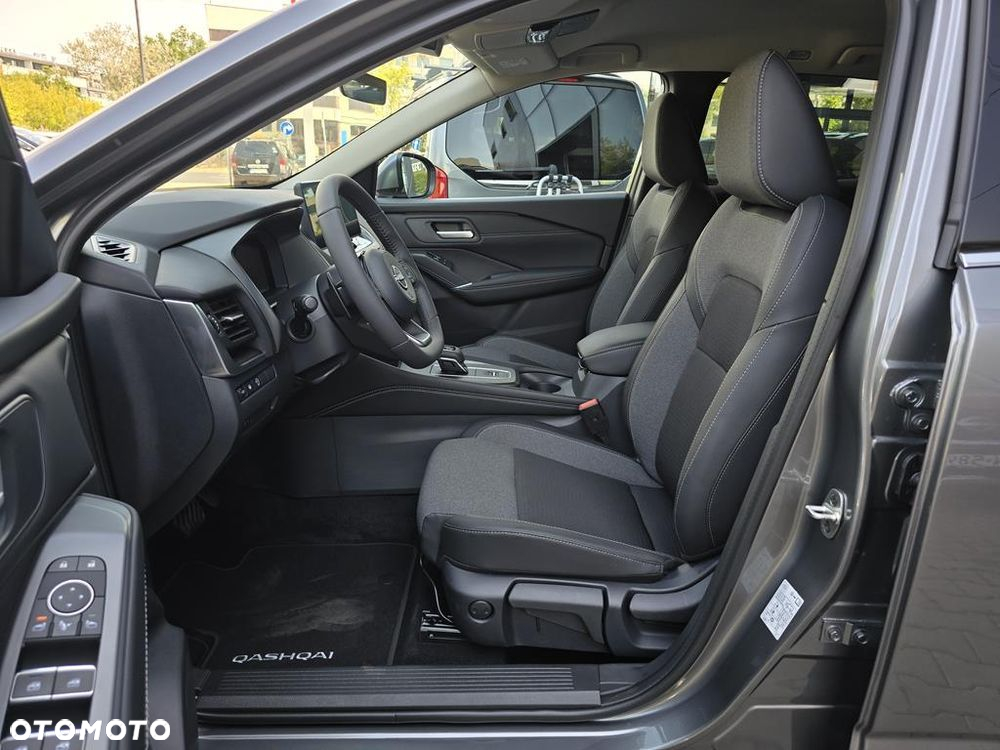 Nissan Qashqai 1.3 DIG-T mHEV N-Connecta Xtronic - 12