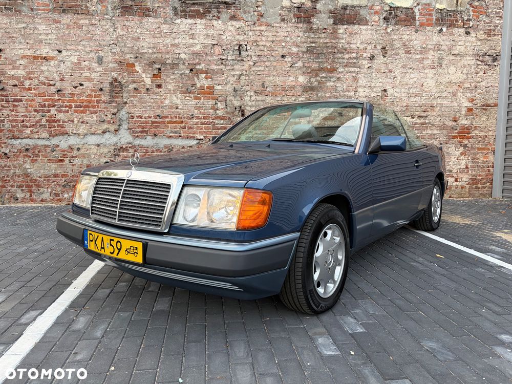 Mercedes-Benz W124 1992 photo 2