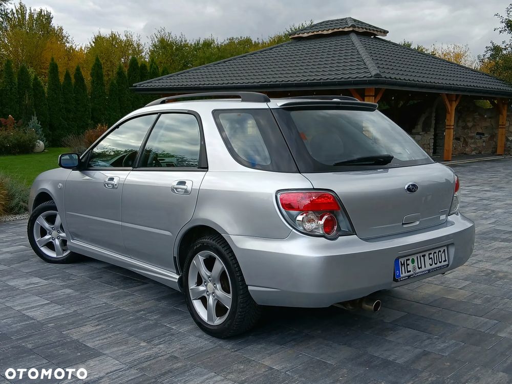 Subaru Impreza SW 2.0 RS - 4