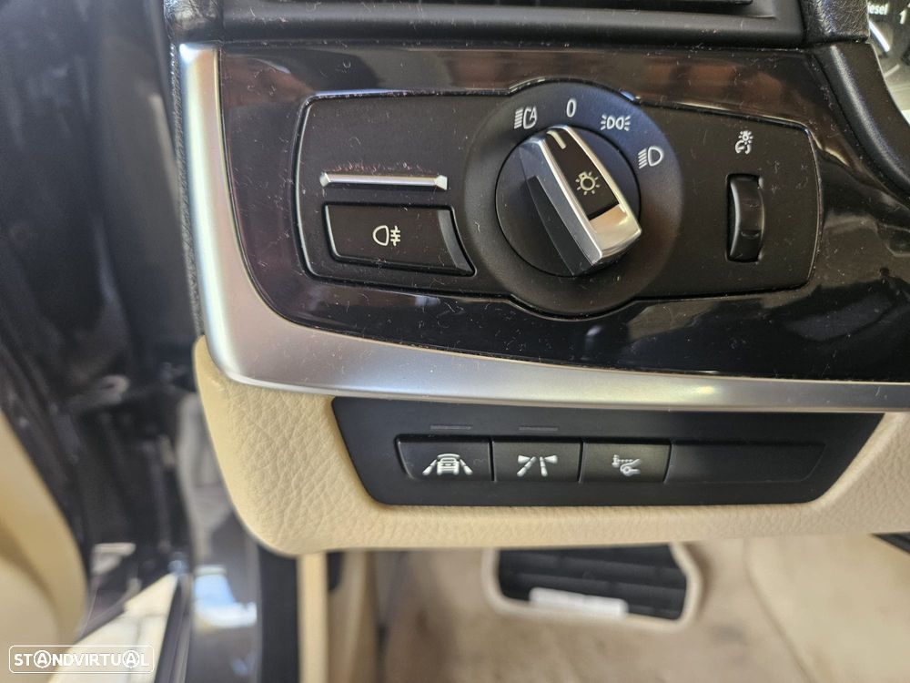 BMW 520 d Aut. Luxury Line - 19