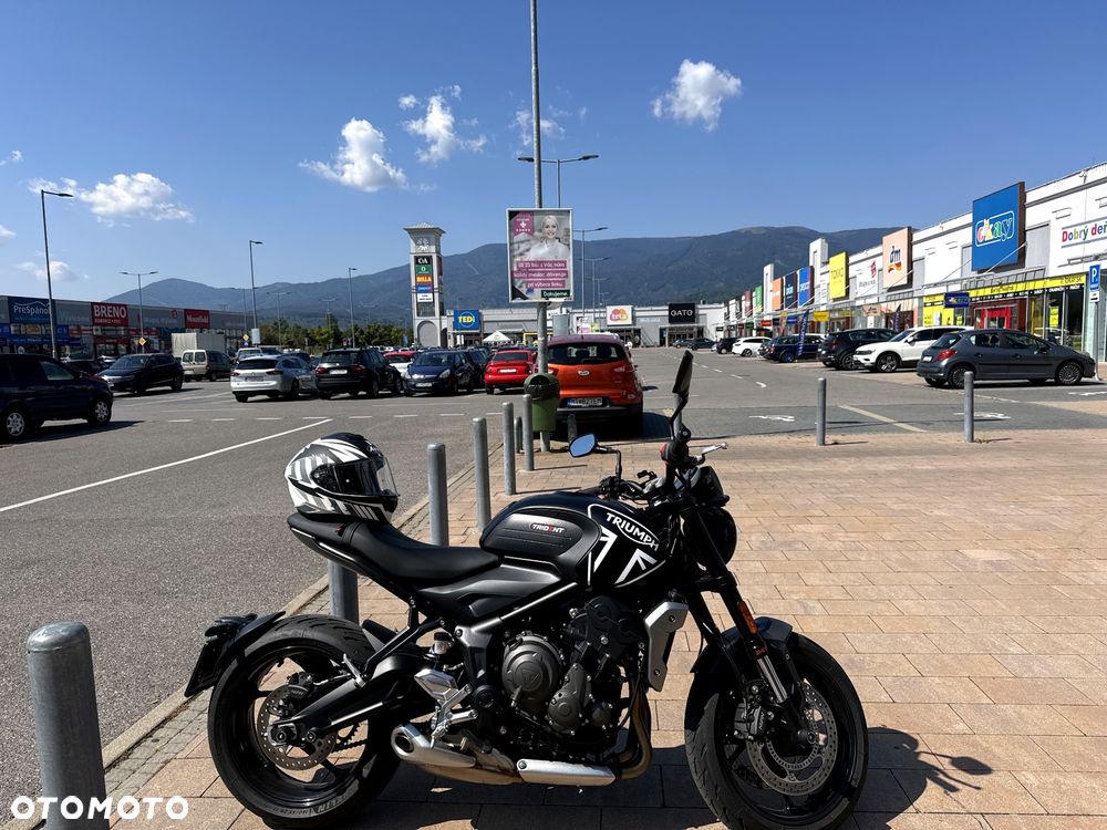 Triumph Trident - 3