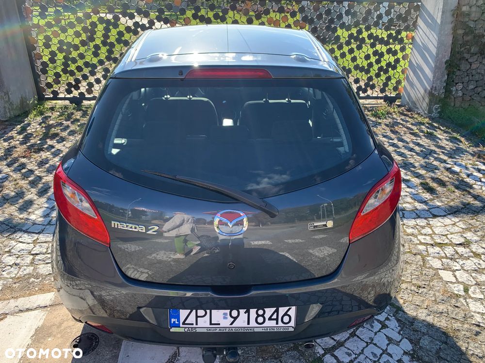 Mazda 2 - 15