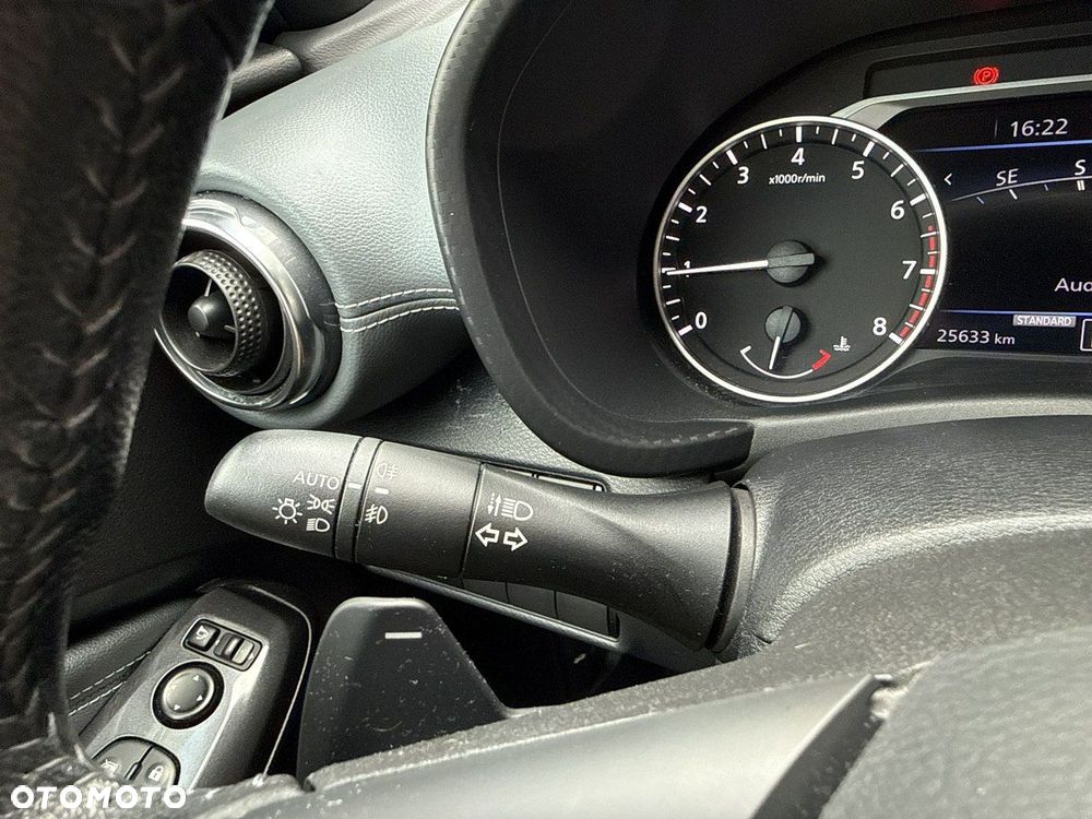 Nissan Juke 1.0 DIG-T N-Connecta DCT - 25