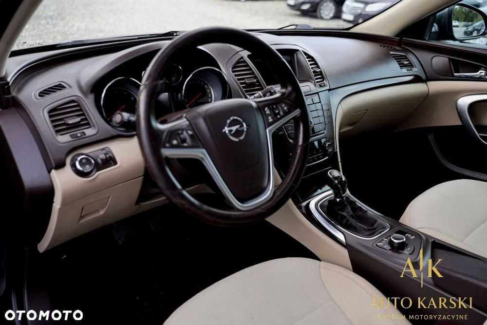 Opel Insignia - 18