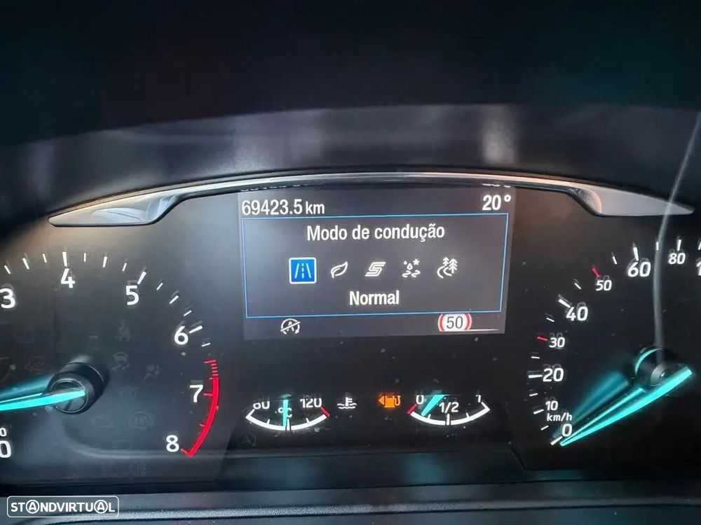 Ford Puma 1.0 EcoBoost Hybrid TITANIUM - 23
