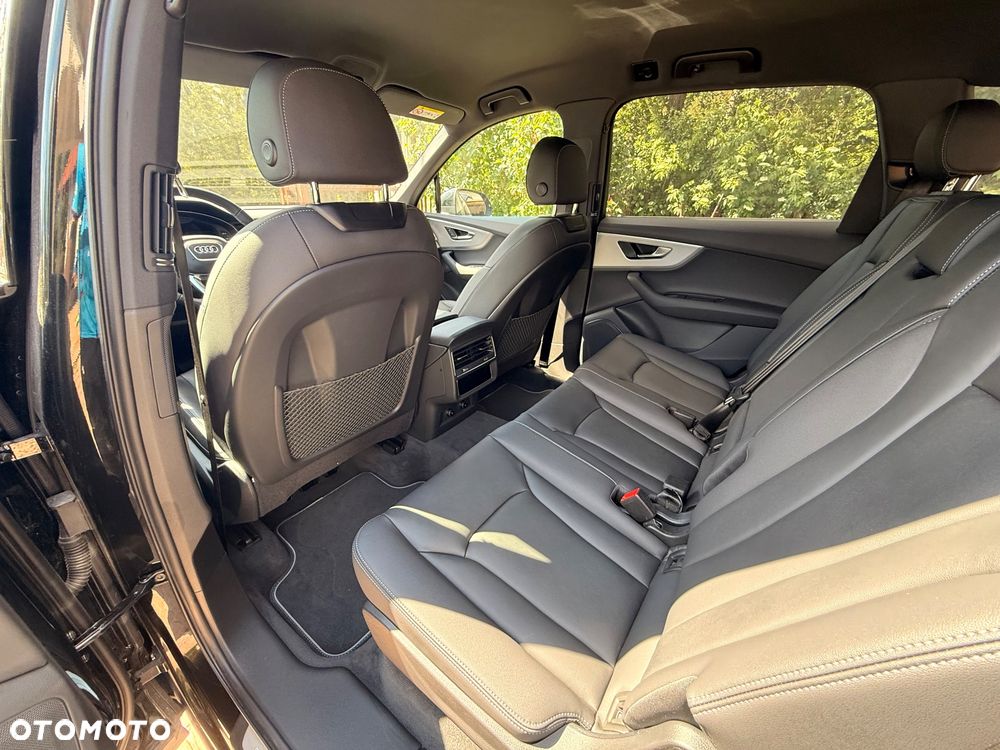 Audi Q7 50 TDI mHEV Quattro S Line Tiptr - 13