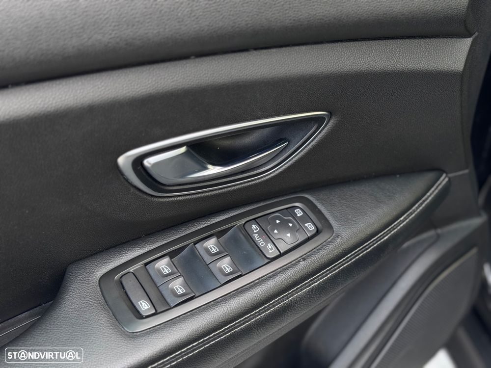 Renault Grand Scénic ENERGY dCi 110 EDC INTENS - 16