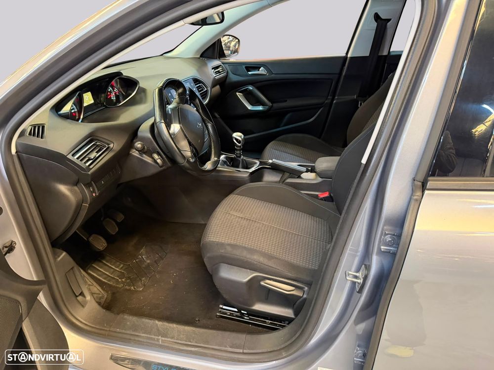 Peugeot 308 - 12