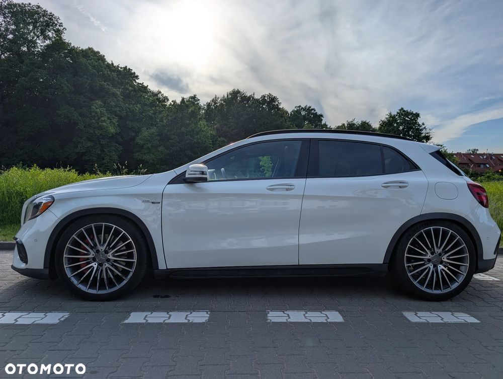 Mercedes-Benz GLA AMG 45 4Matic AMG Speedshift 7G-DCT - 1