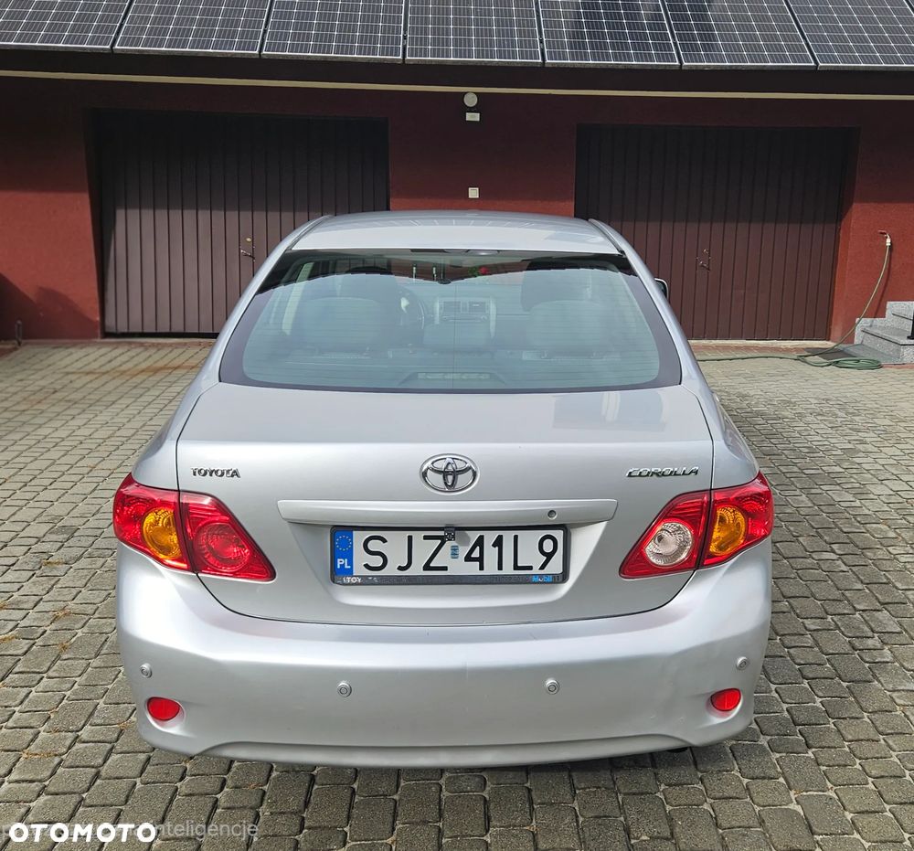 Toyota Corolla - 6