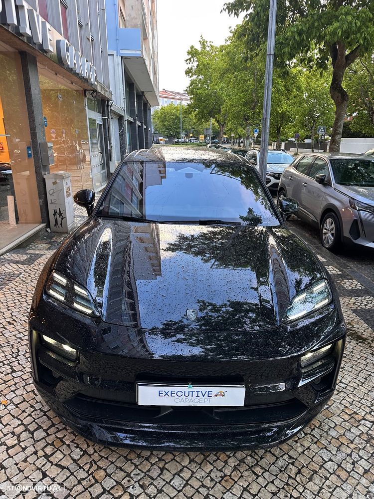Porsche Macan Electric Turbo - 2