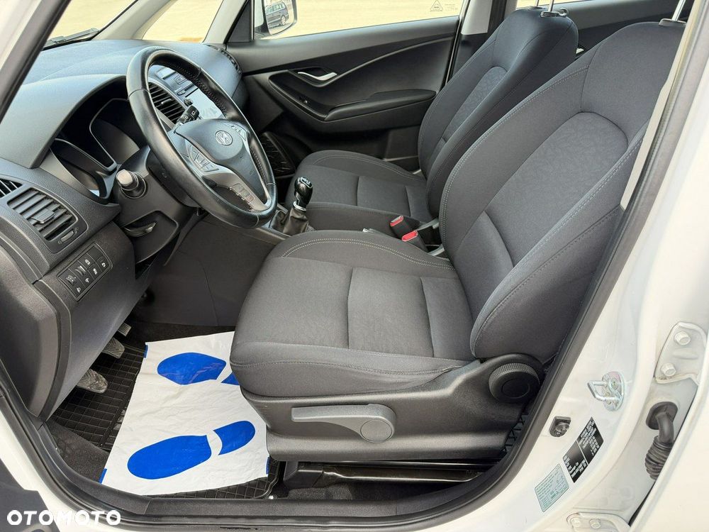 Hyundai ix20 1.6 CRDi blue Comfort - 17