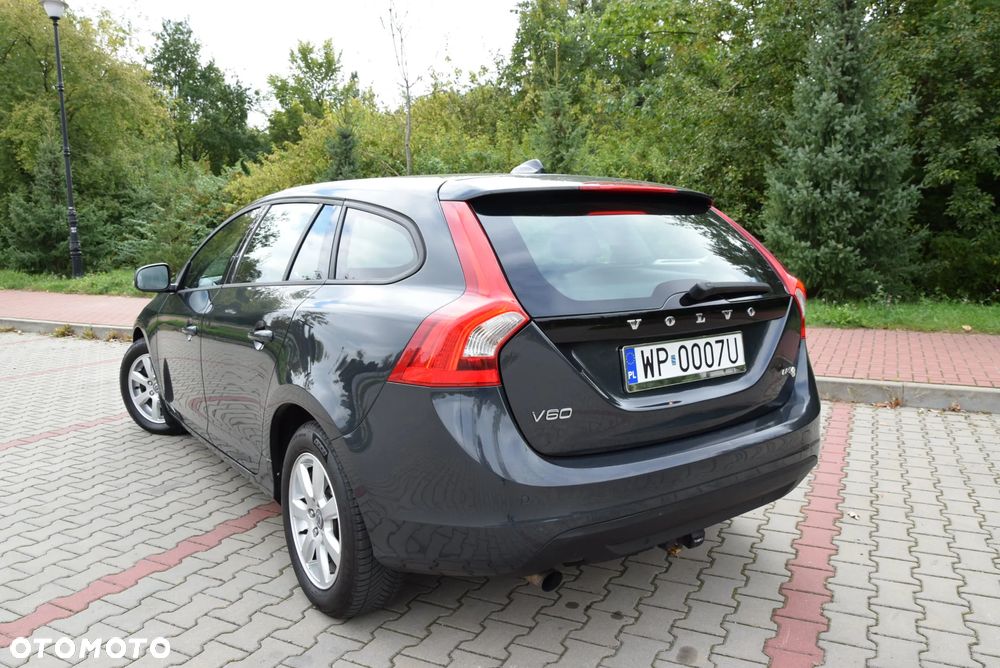 Volvo V60 D2 Edition - 13
