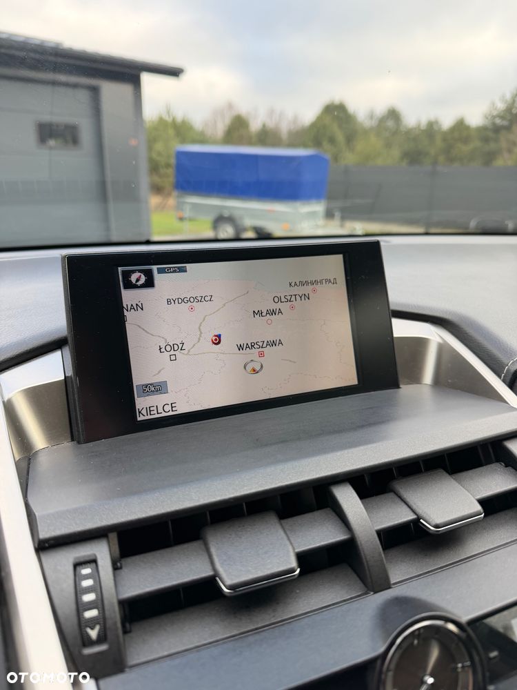 Lexus NX 300h Comfort AWD - 7