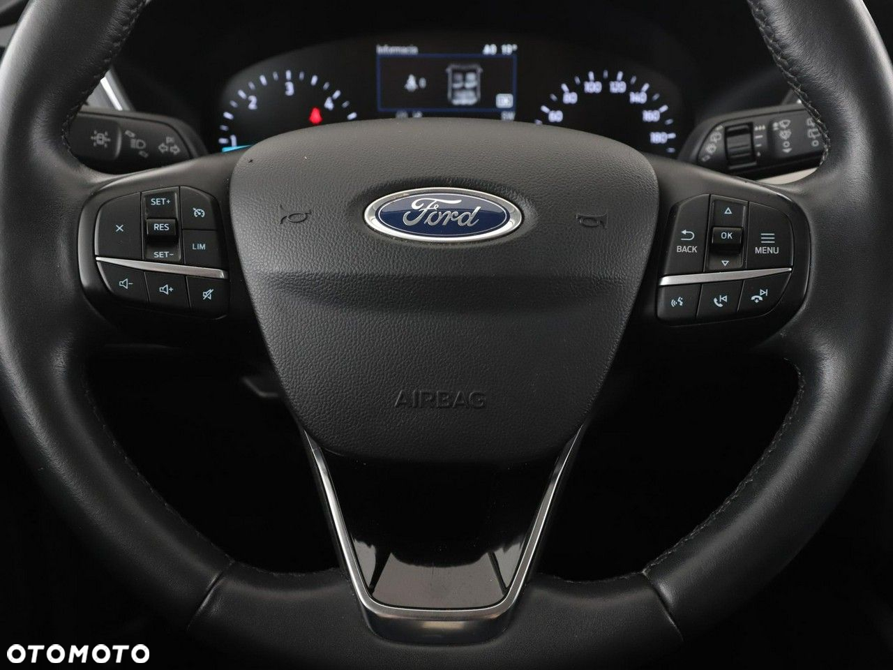 Ford Kuga 2.0 TDCi 2x4 Titanium - 21