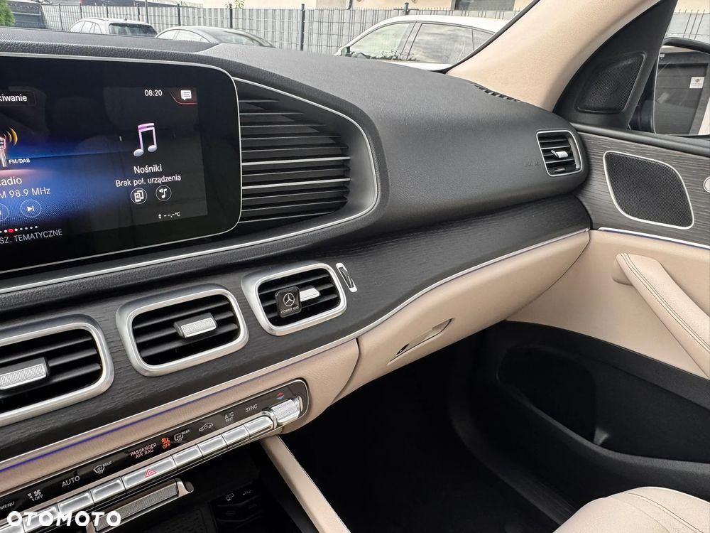 Mercedes-Benz GLE 300 d 4Matic 9G-TRONIC AMG Line - 23