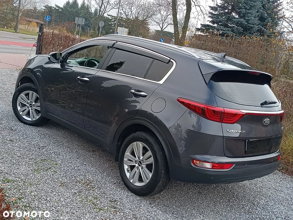 Kia Sportage 1.7 CRDI 2WD Dream-Team Edition - 11