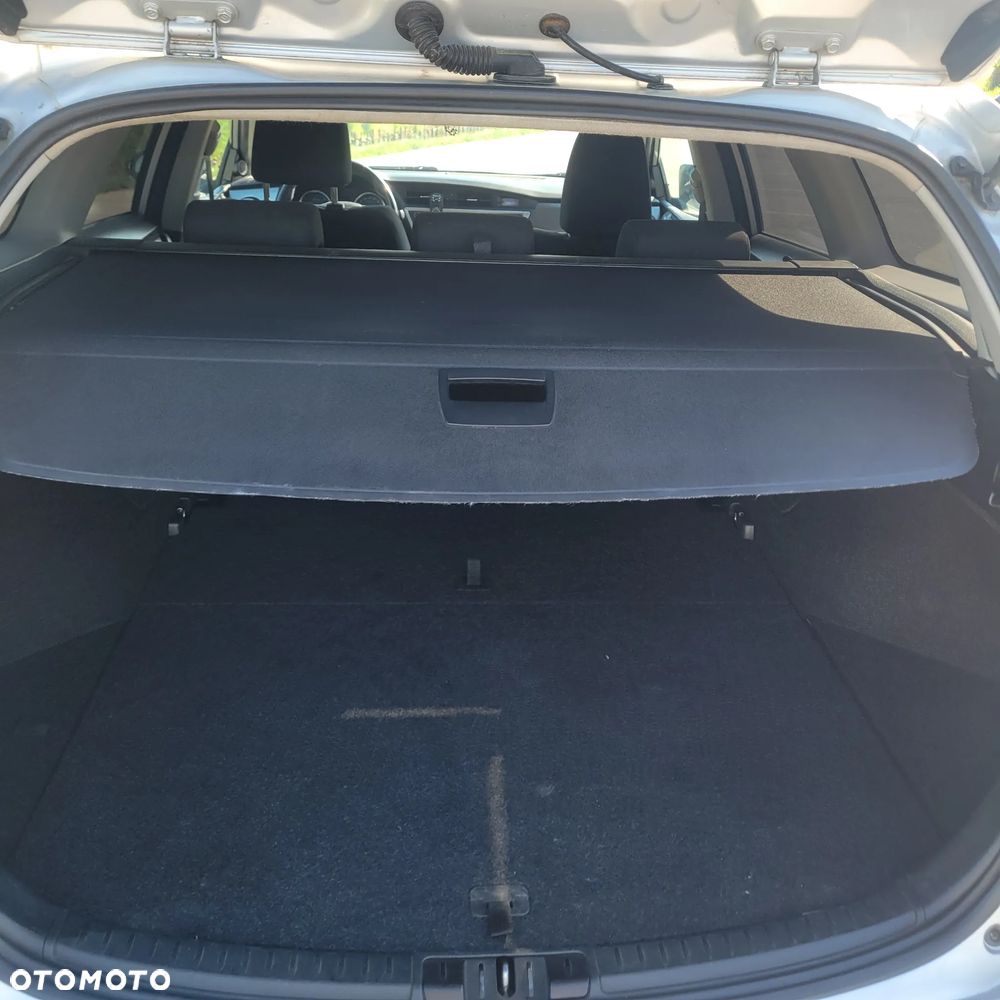 Toyota Auris 2.0 D-4D Premium Comfort - 16