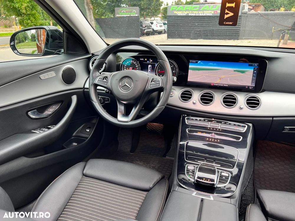 Mercedes-Benz E - 11