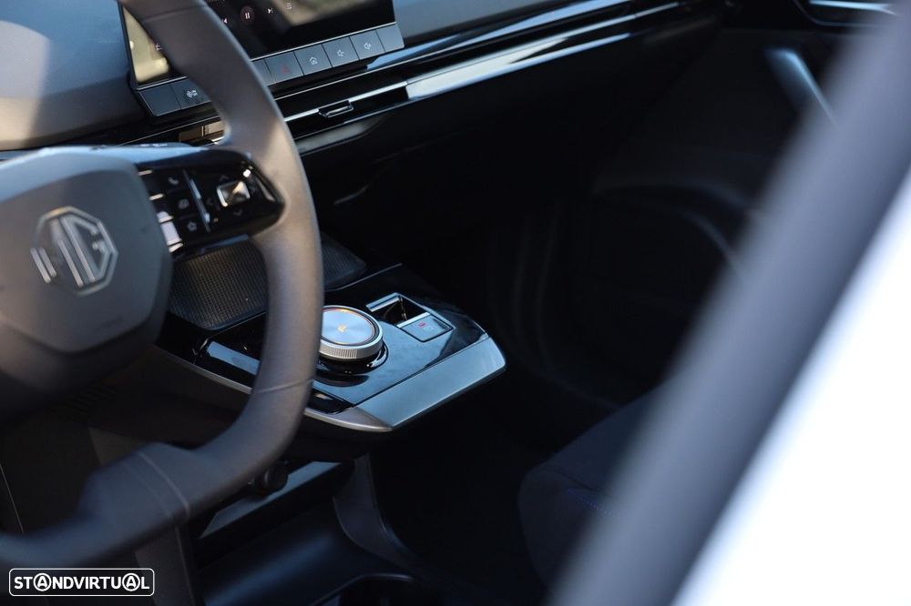 MG MG4 49 kWh Standard - 11