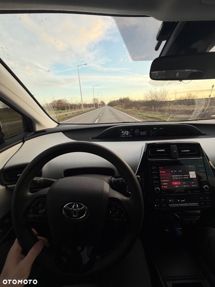 Toyota Prius 1.8 Hybrid Prestige - 11