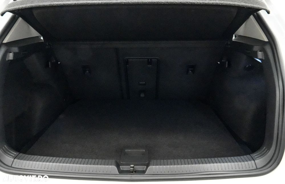 Volkswagen Golf 1.5 eTSI MHEV 150CP DSG Style - 25