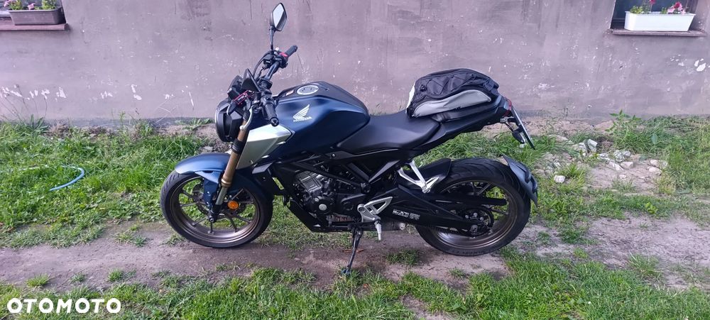 Honda CB - 4