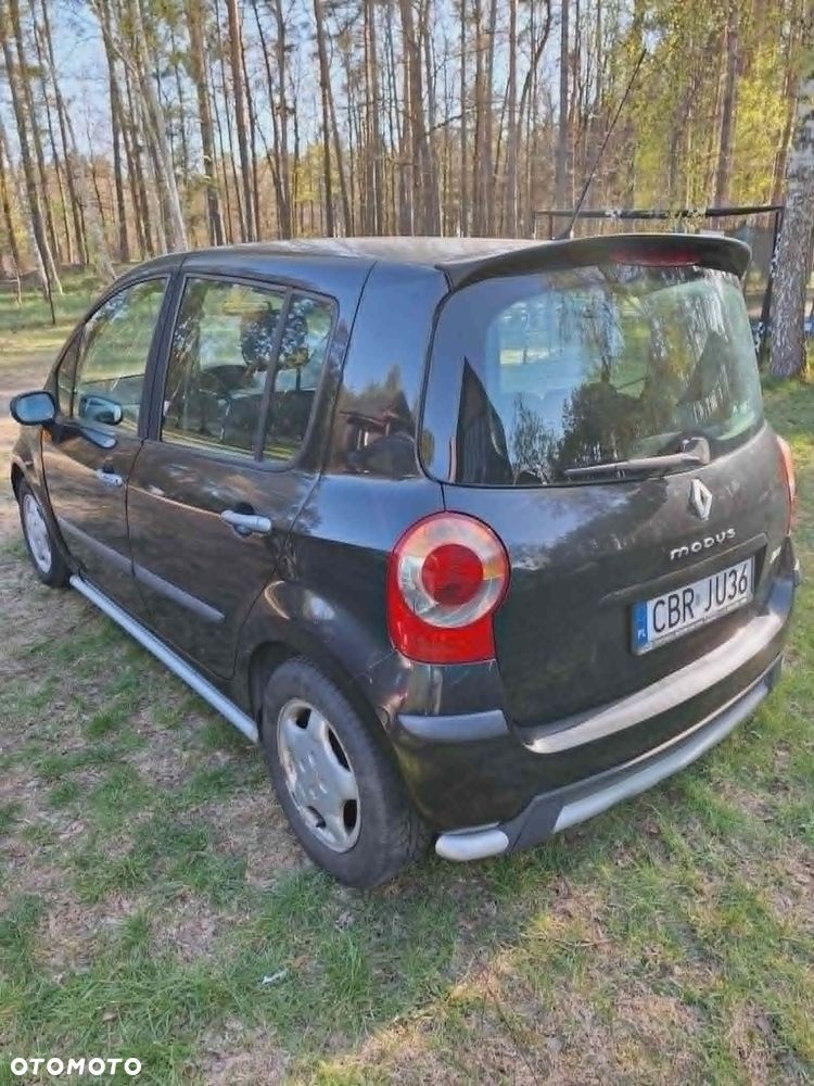 Renault Modus - 2