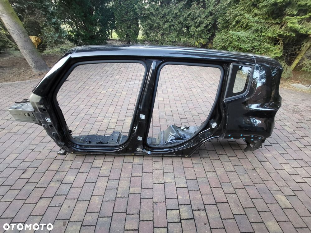 blotnik lewy tyl slupek bok prog jeep renegade - 1