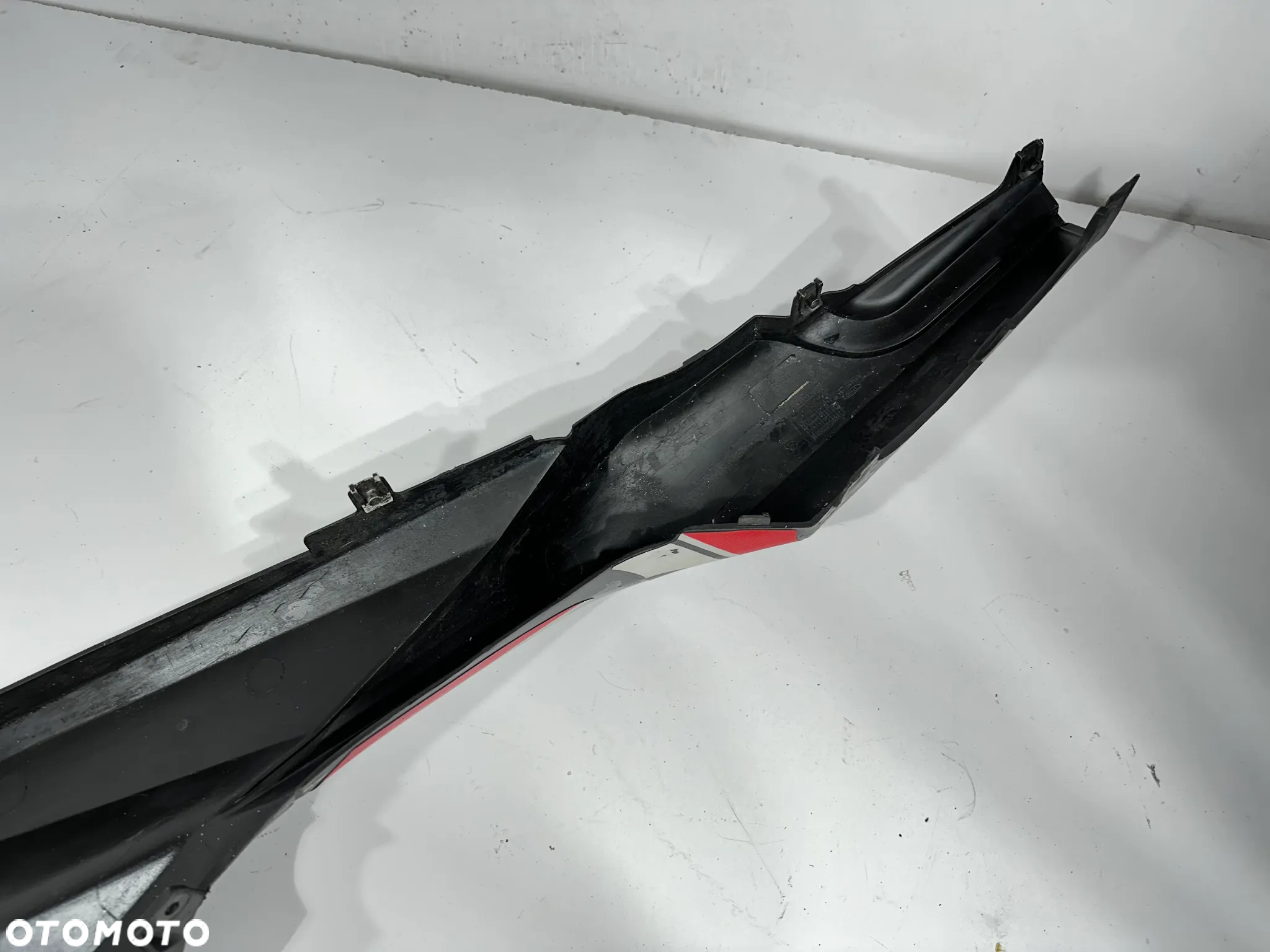 Zadupek tył lewy Rieju RS3 NKD 50 - 6