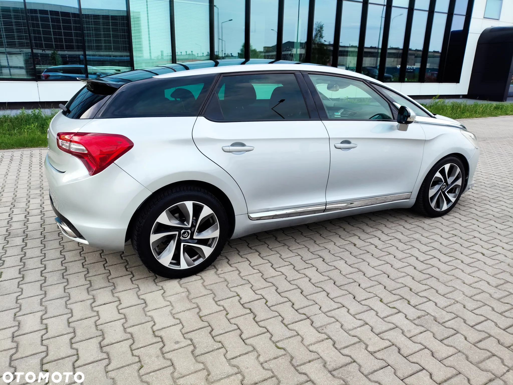 Citroën DS5 2.0 HDi SportChic - 8